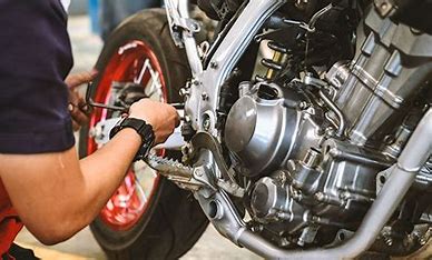 Guía completa: repuestos para mantenimiento de moto que puedes sustituir tú mismo